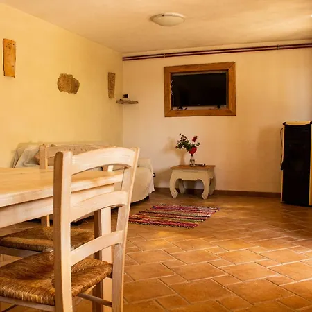 Monte Pinu Mountain Apartment *